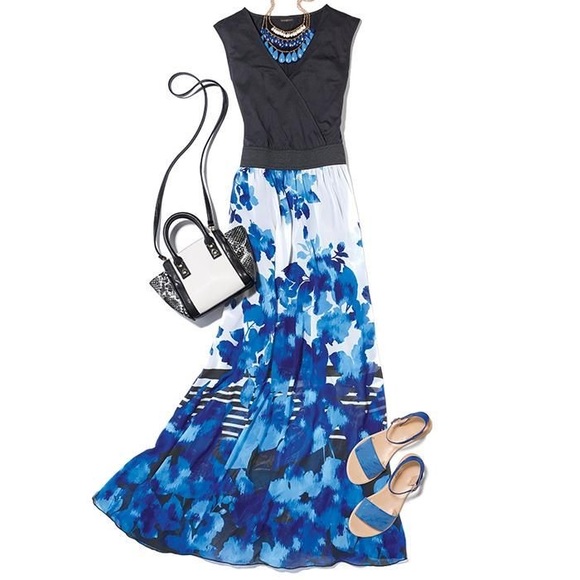 COPY - Avon Signature Collection Modern Floral Ma… - Picture 1 of 4